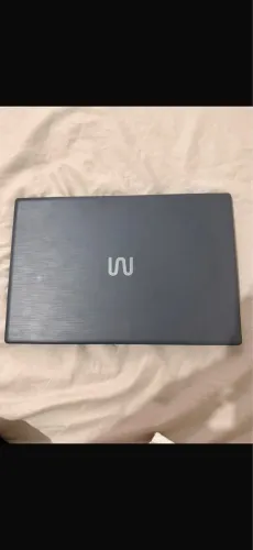 Notebook semi novo