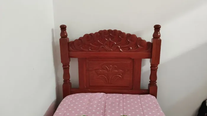CAMA SOLTEIRO relíquia antiga - Móveis antigos