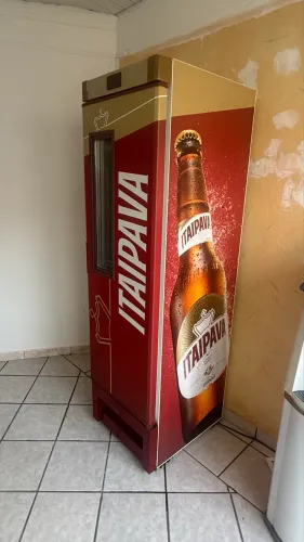 Cervejeira slim 260 litros