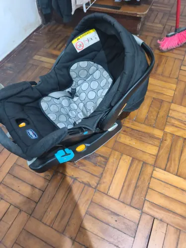 Bebê conforto Chicco 