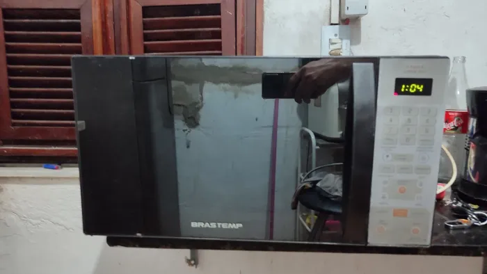 Vendo microondas Brastemp 30 l inox