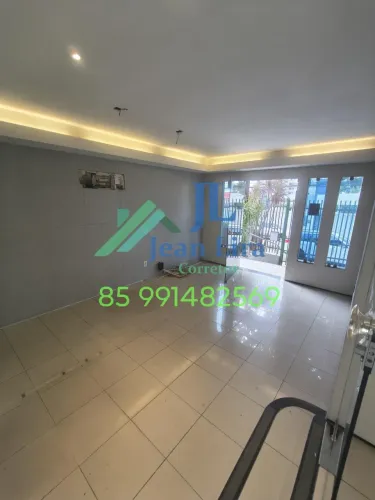 Casa comercial no Dionisio Torres
