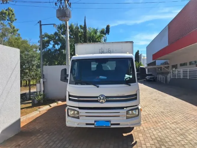Caminhão Delivery Express Bau de  430 X 235 .