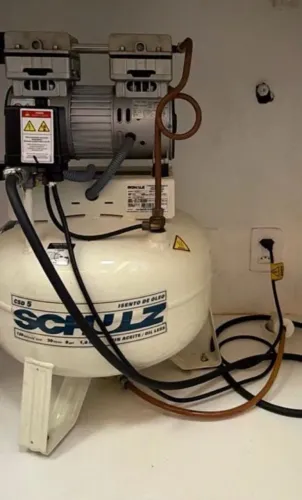 COMPRESSOR SCHULZ 30L