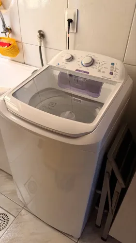 Máquina de lavar roupa 8,5kg