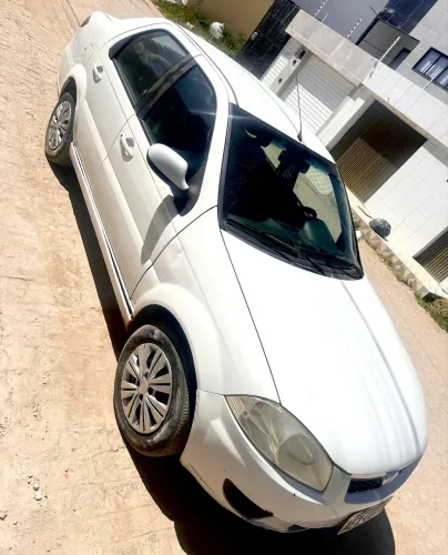 Fiat Siena EL 1.4 MPI Fire Flex 8V 4P 2013