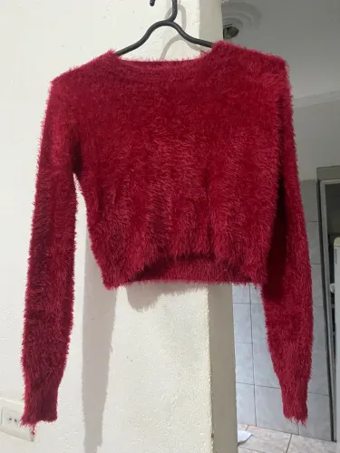 Cropped De Pelúcia Vermelho Super Estiloso E Macio