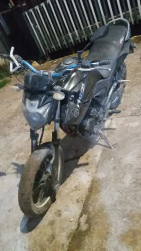 Fazer 250 semi nova 