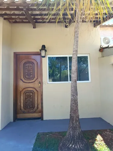 Casa LINDA Condomínio Fechado