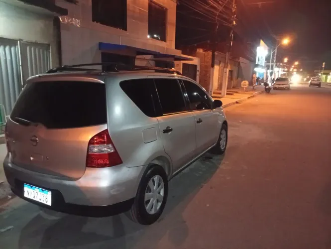 Nissan Livina 1.6 16V Flex Fuel 5P 2011