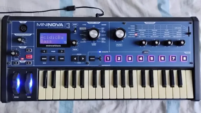 Novation Mininova Teclado Sintetizador