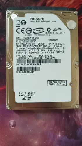 HD Hitachi Travelstar 250GB SATA II NOTEBOOK USADO EXCELENTE
