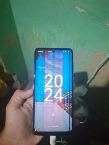 Vende-se celular moto g22 para trocar sor a tela 