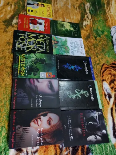 Desapego de livros! $15 cada!