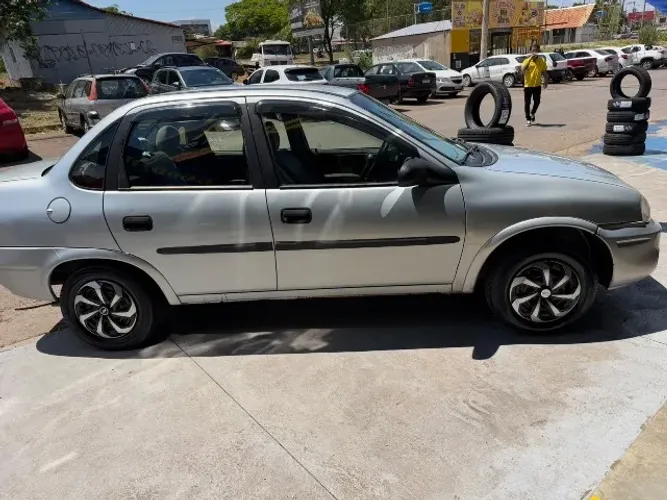 Chevrolet Corsa SED Class.life 1.0/1.0 Flexpower (álcool) 2009