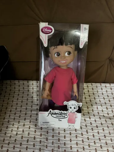 Boneca Monstros S.A. Boo Disney Animators Collection Oficial Disney Store