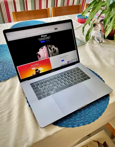 Apple Macbook Pro 15 Polegadas Intel De 16 Gb Ram 512 Gb Ssd