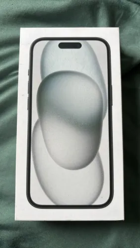 iPhone 15 128gb bateria 95%