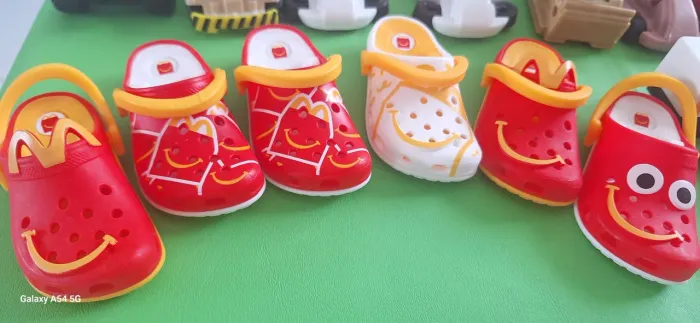 Chaveiros sandalias McDonald's colecao