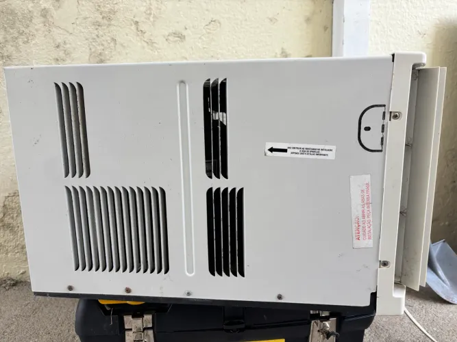 Ar condicionado 7500 BTUs 127volts Arno