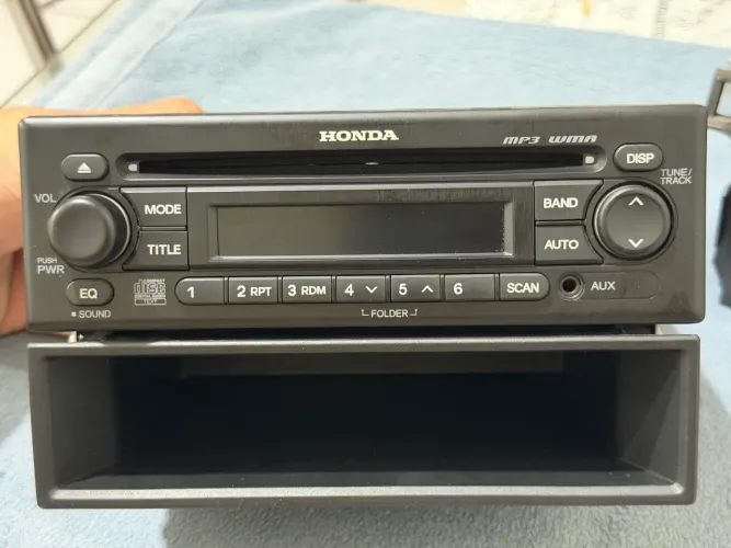 Rádio toca cd Honda fit original, excelente estado 