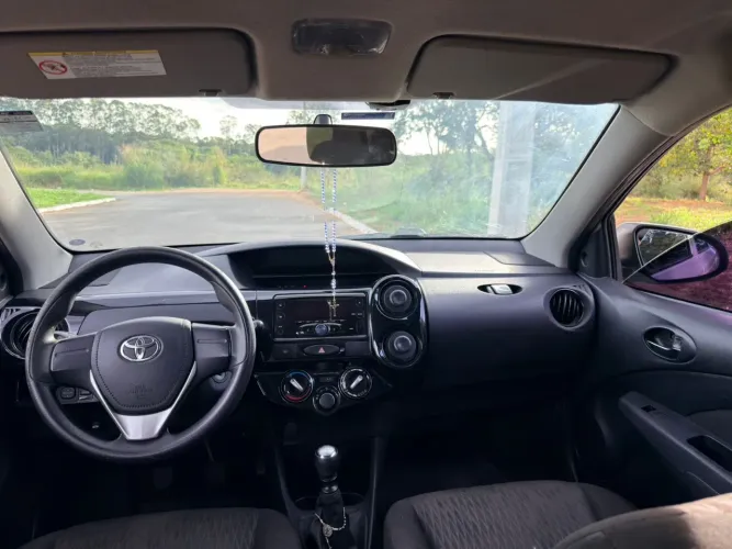 Toyota Etios X 1.3 Flex 16V 5P Mec. 2018
