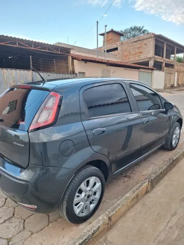 Fiat Punto Attractive Italia 1.4 F.flex 8V 5P 2013