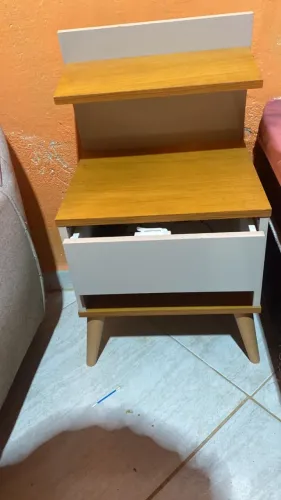 Mesa de canto de cama