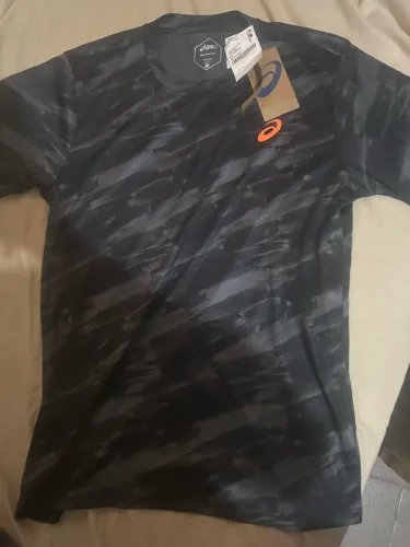 camiseta asics, okinawa. Nova, nunca usada.