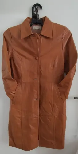 Look couro fashion!!!É isso,  um casaco em couro pra dar um estilo elegante e marcante!!!
