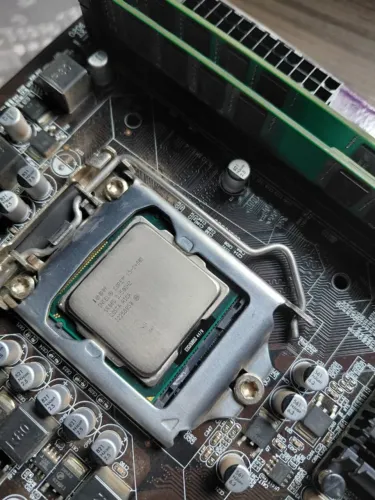 PC Intel Core i5 + 8GB RAM - Completo com Gabinete e Fonte