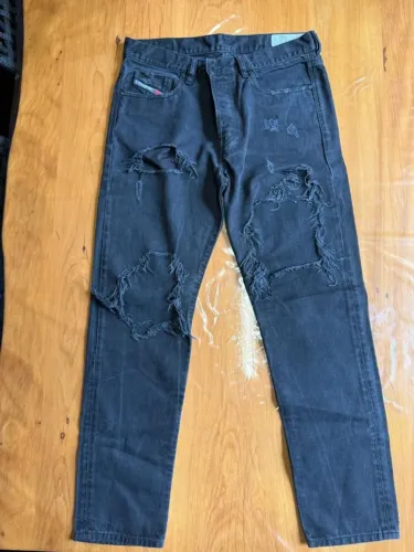 Calça Jeans Destroyed Diesel