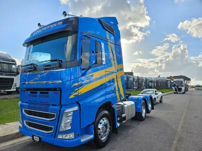 Volvo FH 460 6X2 GLOBETROTTER ANO 18 Mola Teto Alto rodas de alumínio Interna Nova 