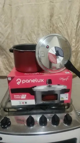 Panela de alumínio antiaderente - capacidade 4,5 litros Marca Panelux