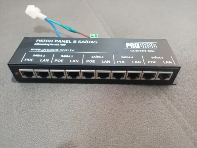 Patch Panel PoE Passivo de 5 Portas (Saídas)