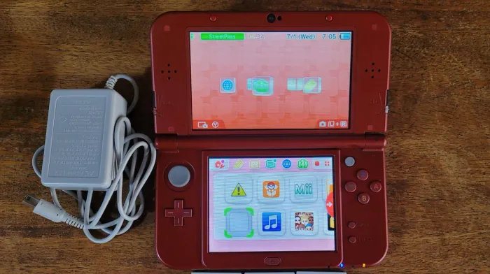 NEW Nintendo 3DS XL vermelho em excelente estado
