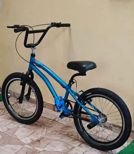 Bmx Aro 20 Para pessoas Exigentes!!!!