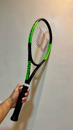 Raquete Wilson Blade SW104