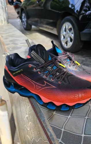 Tênis mizuno prophecy 