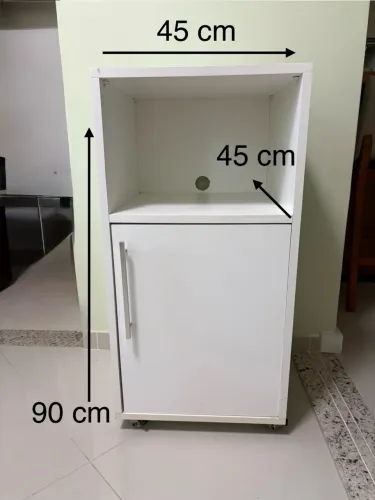 Balcão multiuso compacto com nicho superior e gabinete