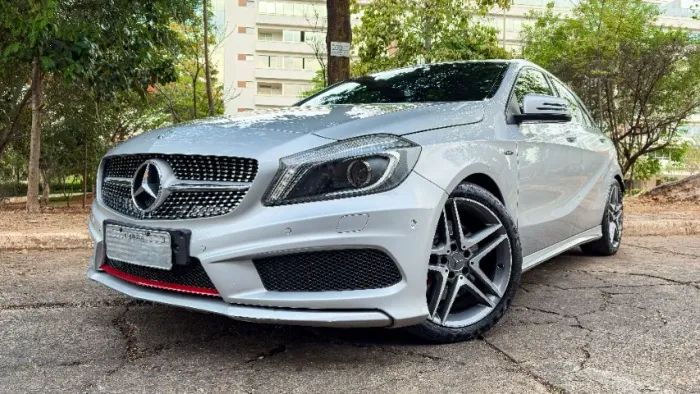 Mercedes-Benz A-250 2.0 TB Hatch 2014