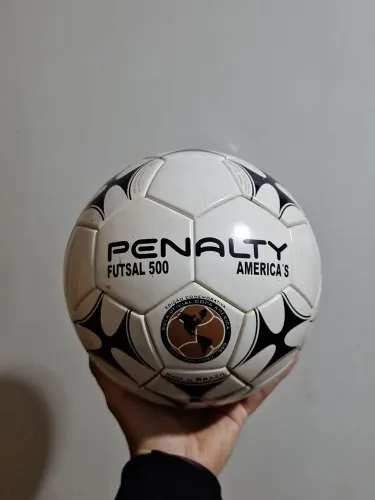 Bola Penalty Futsal 500 America's Original