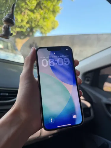 iPhone 13