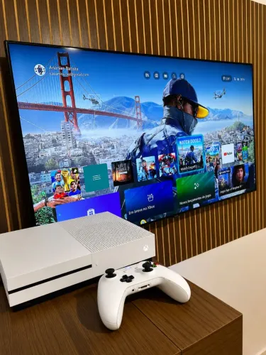 Xbox one S Completo + Controle