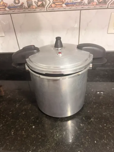 Panela de Pressão 10l Tramontina 