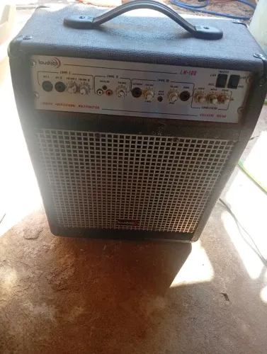 caixa amplificadora