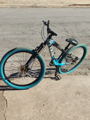 VENDE-SE BICICLETA VINKG TUFF 25 COM AS MELHORES PEÇAS SHIMANO