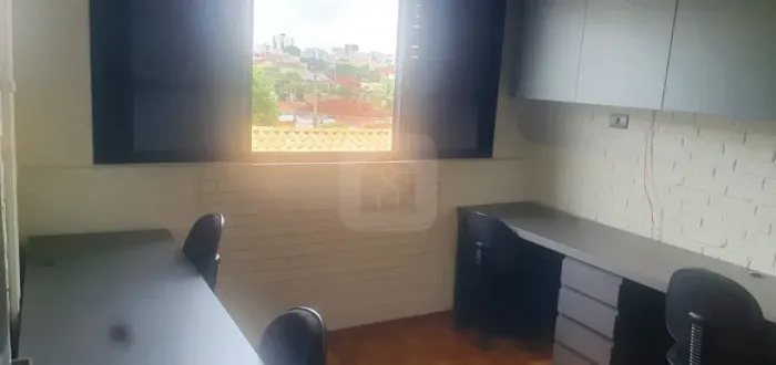 Casa comercial para locação no bairro Lidice