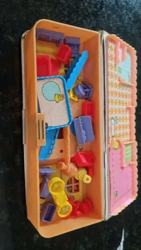 Estojo casinha de brinquedo koeda anos 80