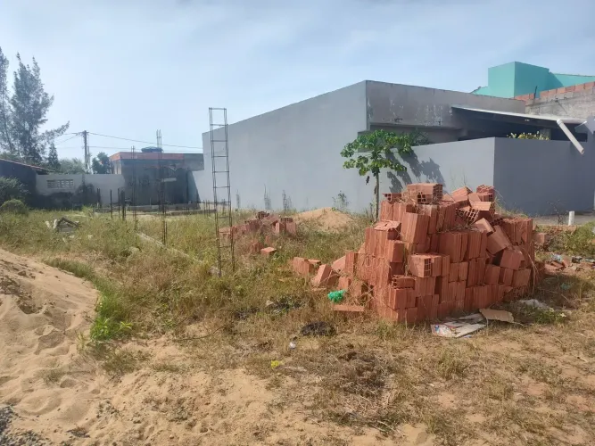 Terreno em chapéu de Sol